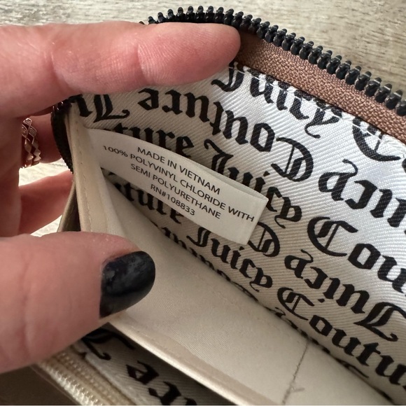 NWOT! Juicy Couture Coated Canvas Logo & Heart Long Wallet - Picture 3 of 6